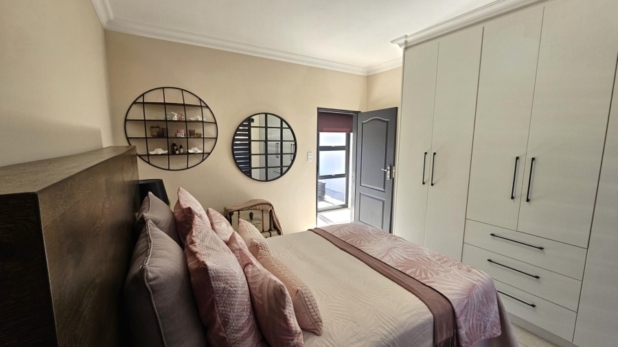 3 Bedroom Property for Sale in Meerhof North West